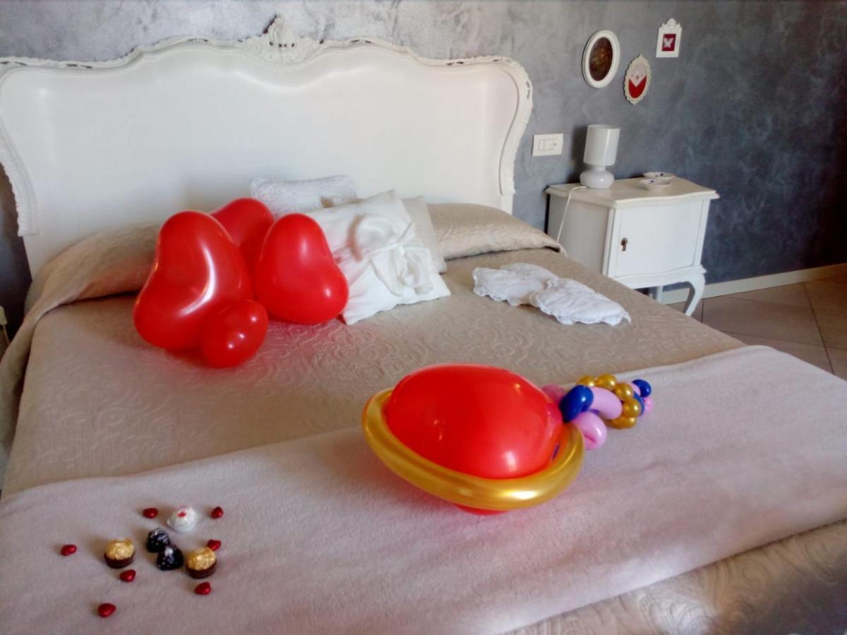 B&B Rosalu - Adults Only Σιρμιόνε Εξωτερικό φωτογραφία